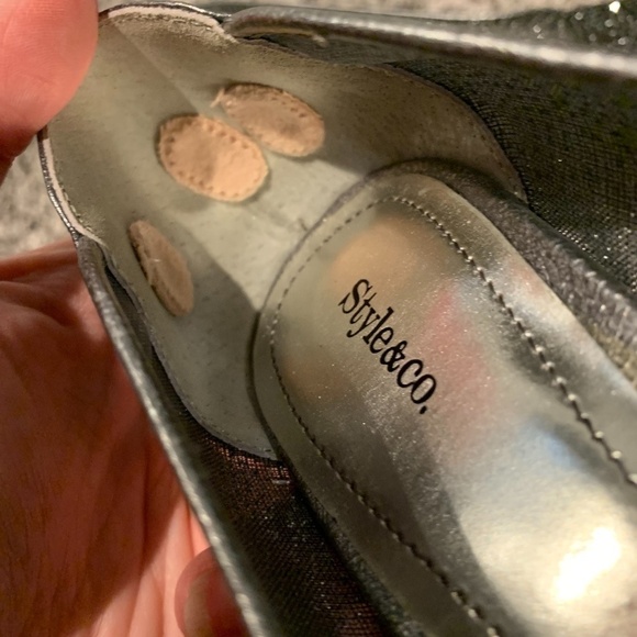 Style & Co Naveah Heels Pewter  size 6.5 - Picture 12 of 12